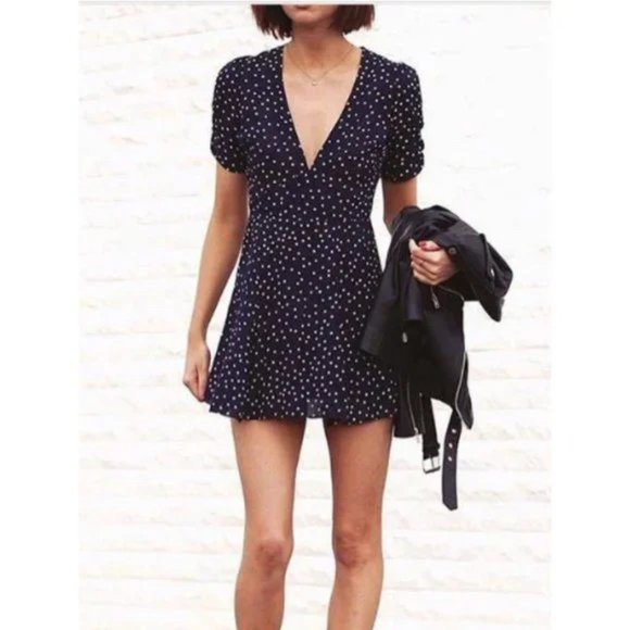 Realisation Ozzie Mini Dress Navy Star-Trade for Medium Size - Picture 2 of 10